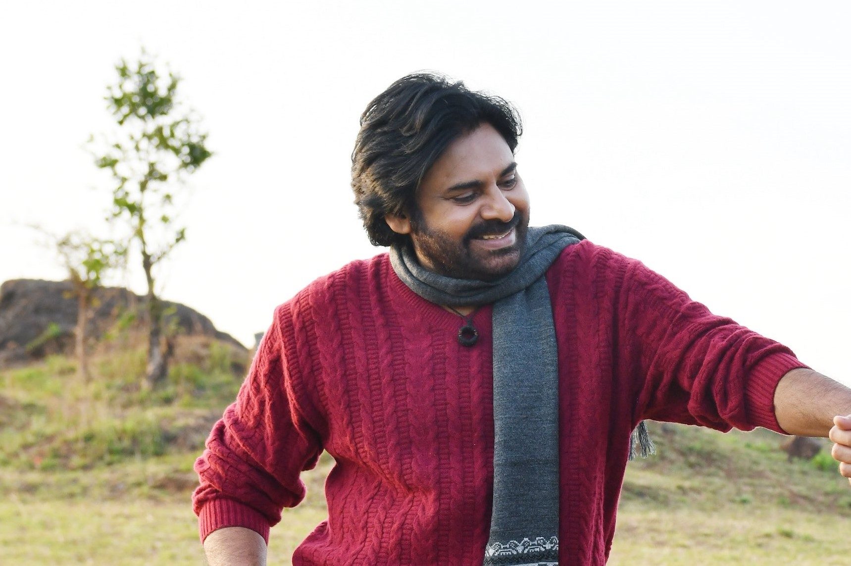 పవన్ 'అర్జున'..ఆ బంపర్ ఆఫర్ కొట్టేది ఎవరు? 