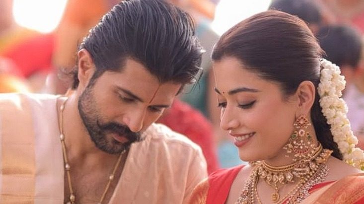 రియల్ లైఫ్ హీరోలు..400 కుటుంబాలకు అండగా విరోష్