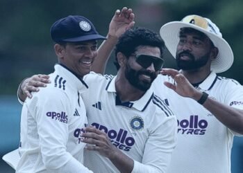 టెస్ట్ సిరీస్‌కు ముందు టీమిండియా జోష్: వార్మప్ మ్యాచ్ గెలుపు!