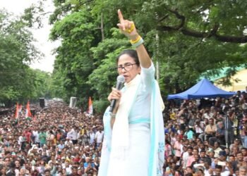  బెంగాల్ లో మాజీ సీఎం మమత బిగ్ స్కెచ్!