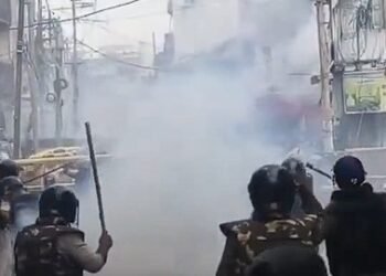600 ఏళ్ల నాటి మసీదు గోడ కోసం అల్లర్లు..ఉజ్జయినిలో అసలేం జరుగుతోంది?